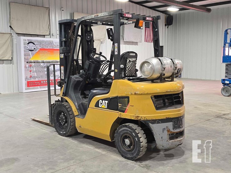 2020-caterpillar-gp25n-image-4