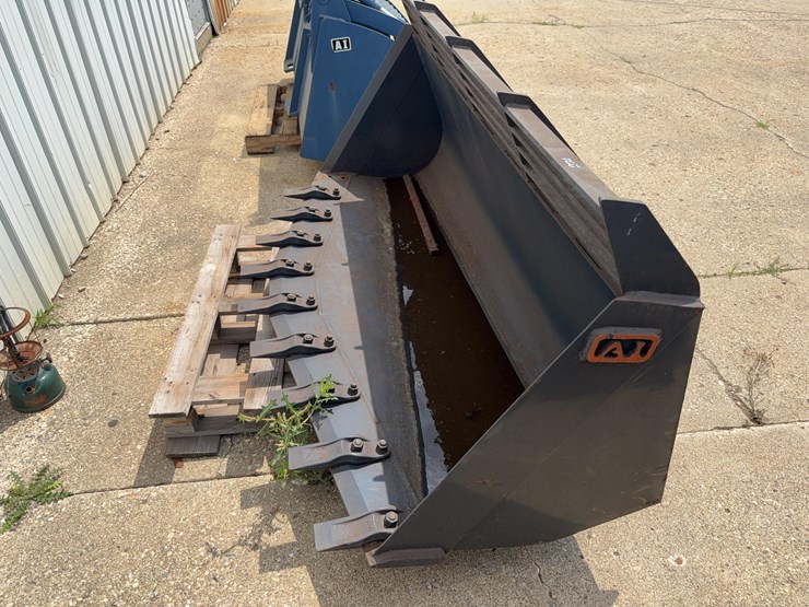 spade-nose-mining/rock-bucket-image-2