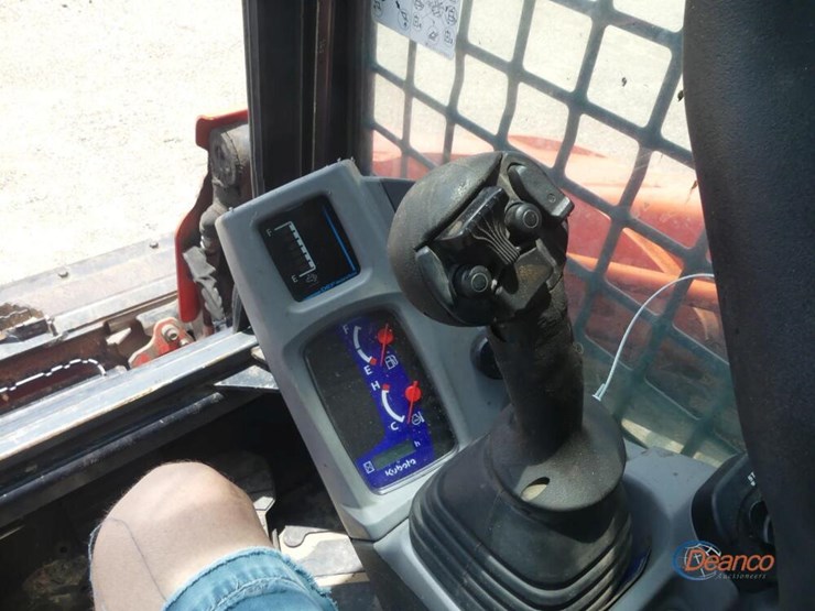 2022-kubota-svl97-2-image-11