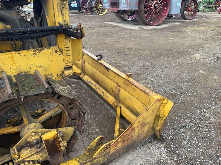 caterpillar-fifteen-image-55