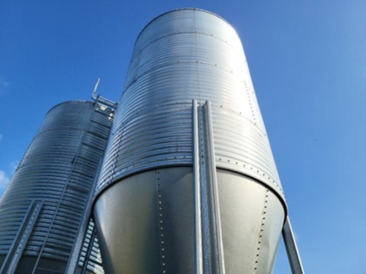 chore-time-11-ton-feed-bin-w/steel-support-and-boot---west-bin-image-8