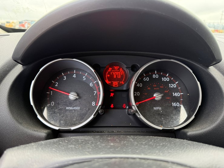 2010-nissan-rogue-image-64