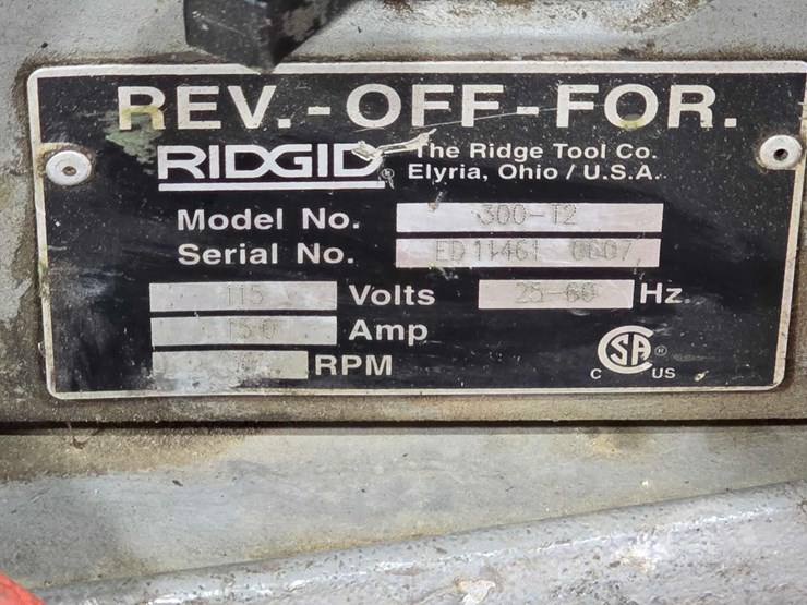 ridgid-300-t2-electric-pipe-vise-image-6