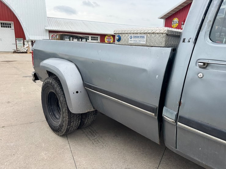 1991-dodge-ram-350-image-17