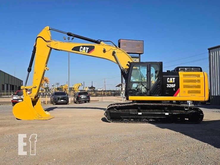 2017-caterpillar-326fl-image-5