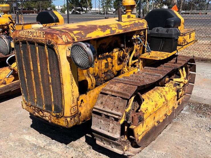 caterpillar-d2-image-1