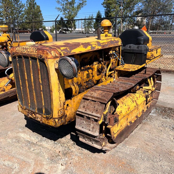 CATERPILLAR D2