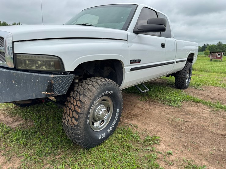 1999-dodge-ram-2500-image-12