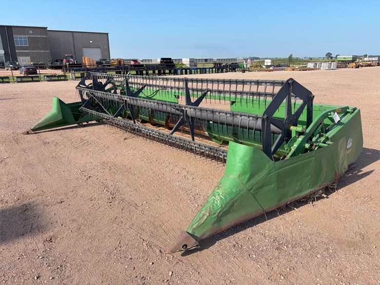 john-deere-920-image-1