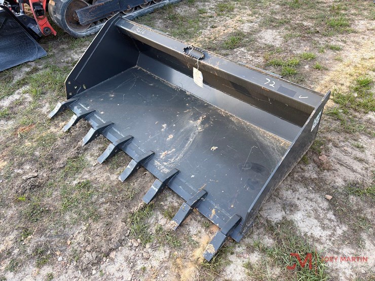 new/unused-72"-cid-low-pro-tooth-bucket-image-4