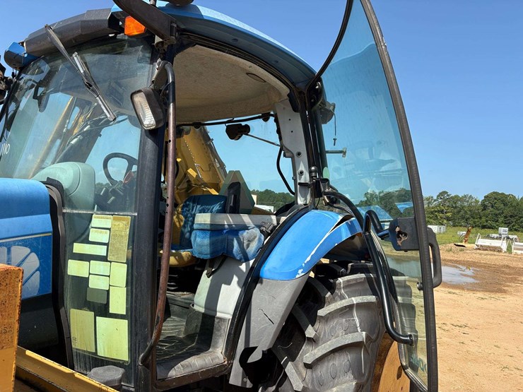 2010-new-holland-t6030-image-5