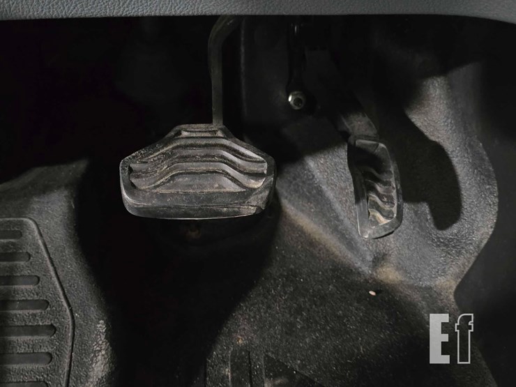 2015-ford-transit-image-11