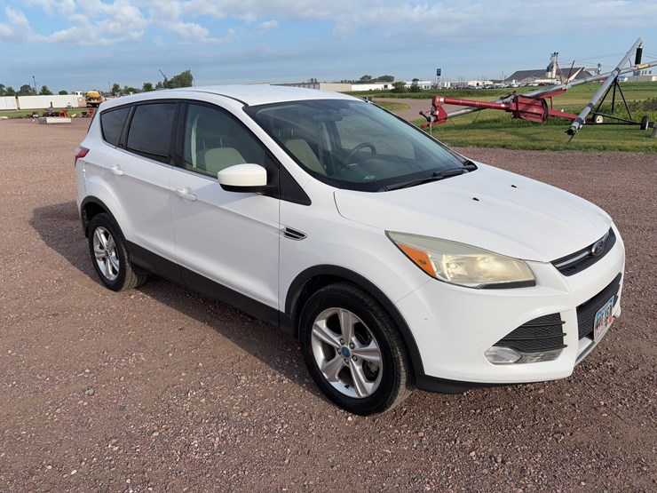 2013-ford-escape-image-2