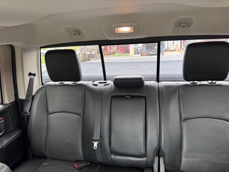 2016-dodge-ram-2500-image-21