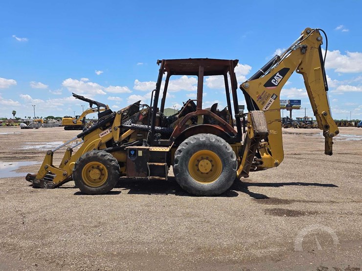2018-caterpillar-420f2-it-image-5