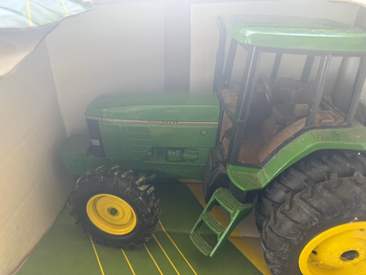 john-deere-7800-image-7
