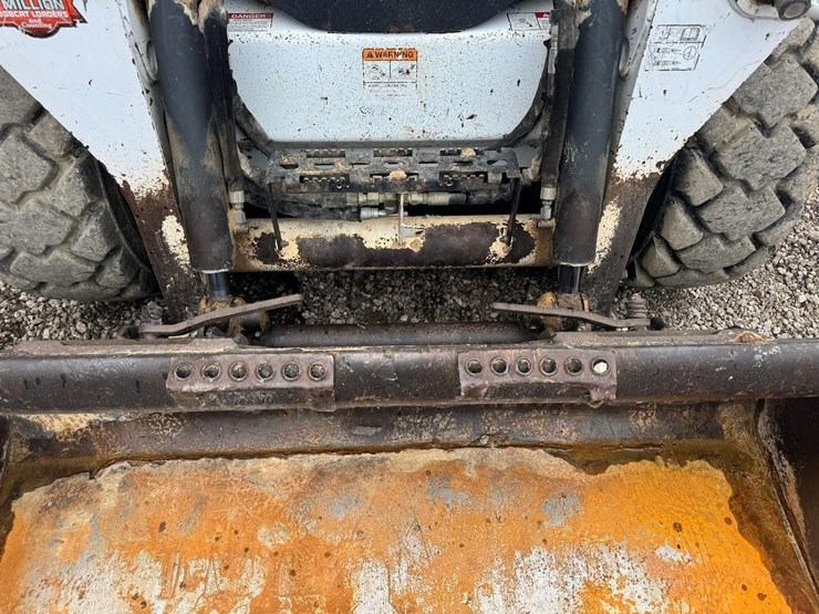 2015-bobcat-s530-image-11