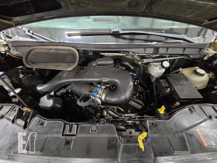 2015-ford-transit-image-19