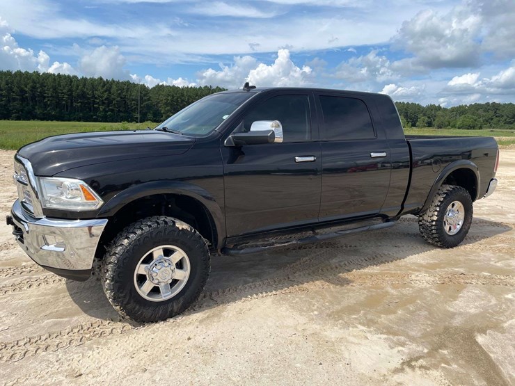 2016-dodge-ram-2500-image-1