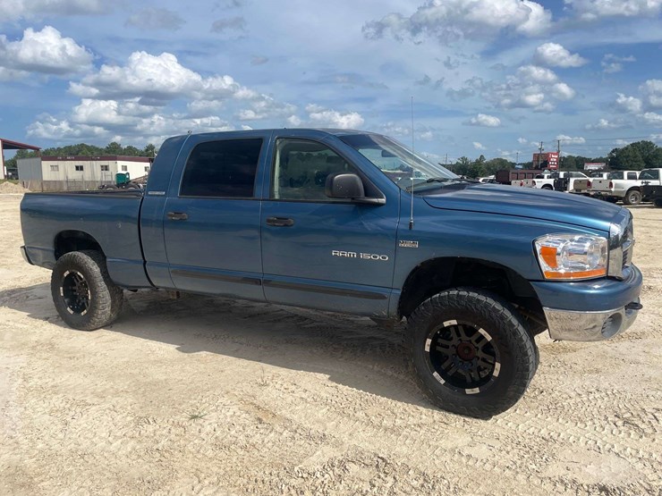 2006-dodge-ram-1500-image-4