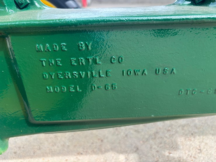 john-deere-pedal-tractor-image-6