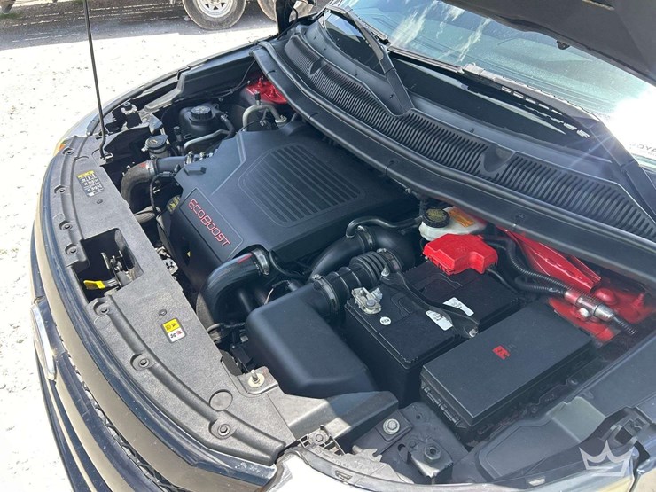 2014-ford-explorer-image-8