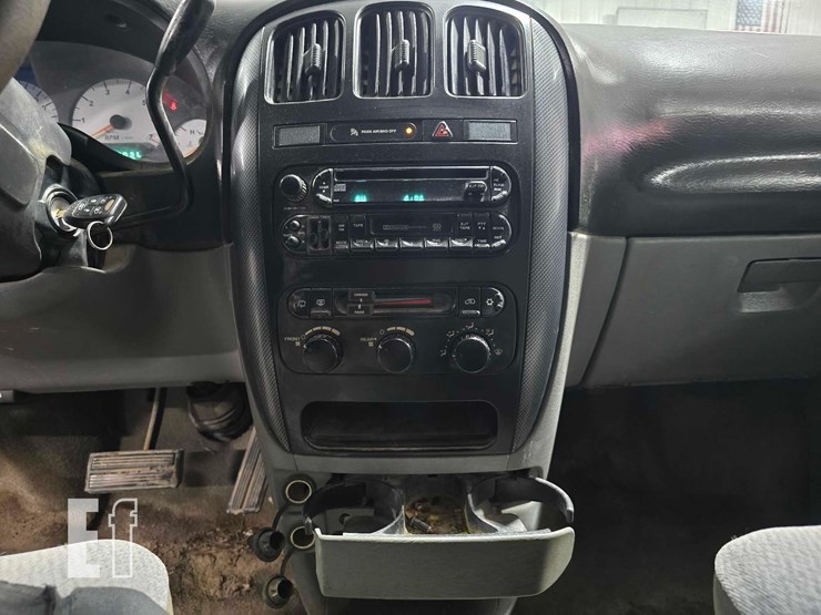 2007-dodge-grand-caravan-sxt-image-14