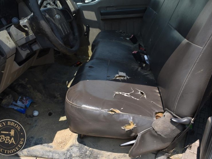 2009-ford-f350-xl-image-13