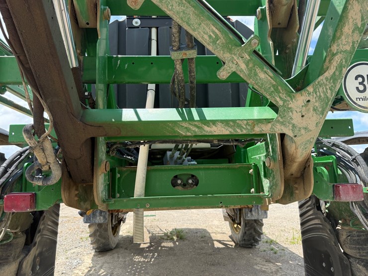 2016-john-deere-r4038-image-66