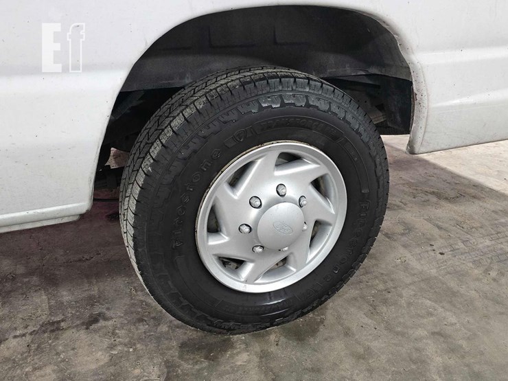 2013-ford-e250-image-20