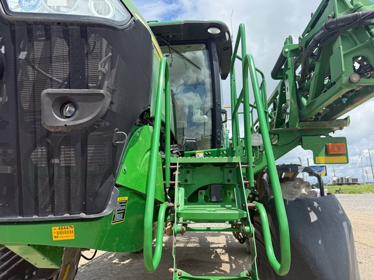2016-john-deere-r4038-image-37