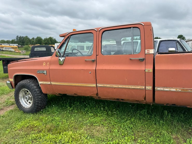 1986-gmc-3500-image-12