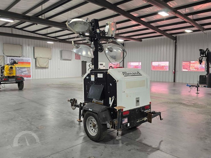 allmand-bros-night-lite-v-series-image-4