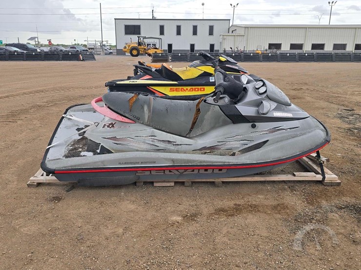 sea-doo-rx-jet-ski-image-6
