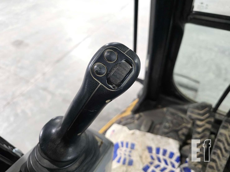 2019-caterpillar-315f-lcr-image-18