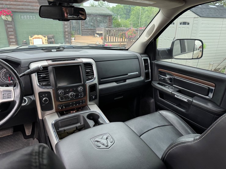 2016-dodge-ram-2500-image-39