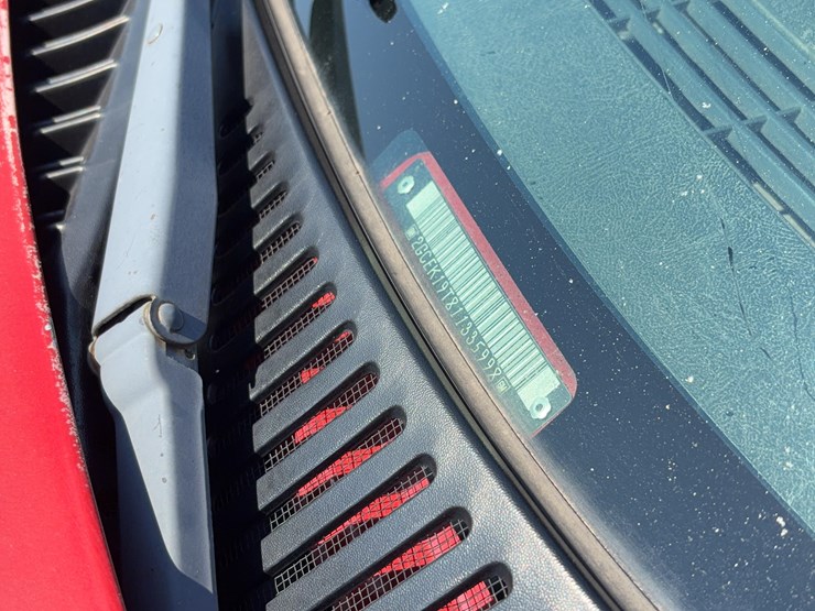 2001-chevrolet-silverado-1500-image-38