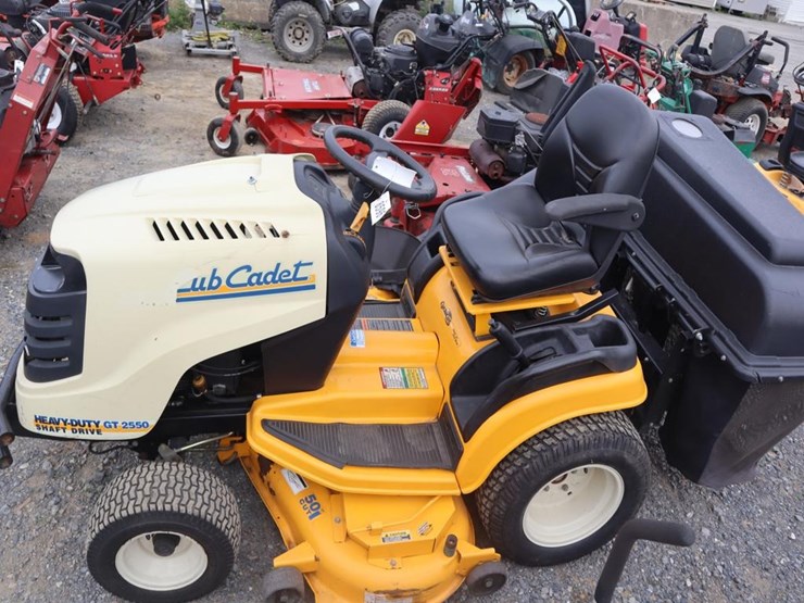 cub-cadet-gt2550-image-5