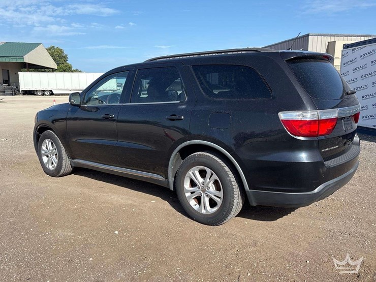 2011-dodge-durango-image-4