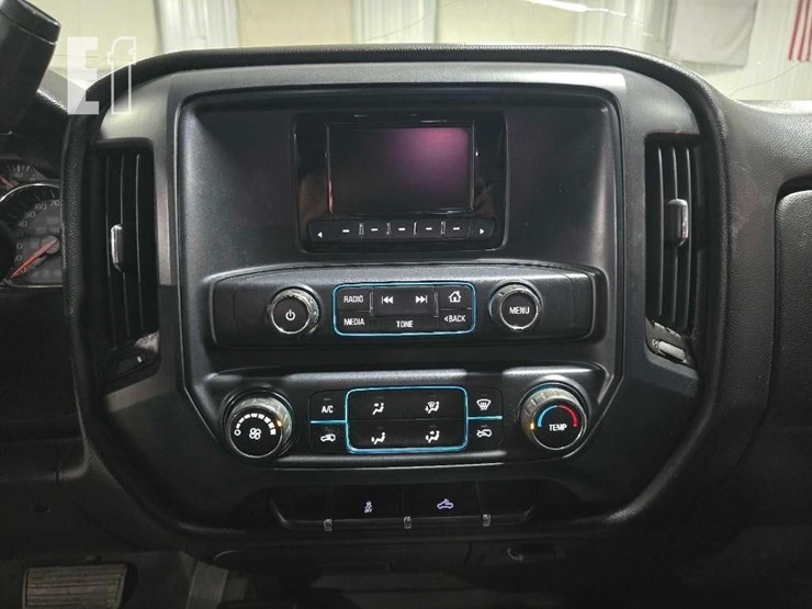 2014-chevrolet-silverado-1500-image-11