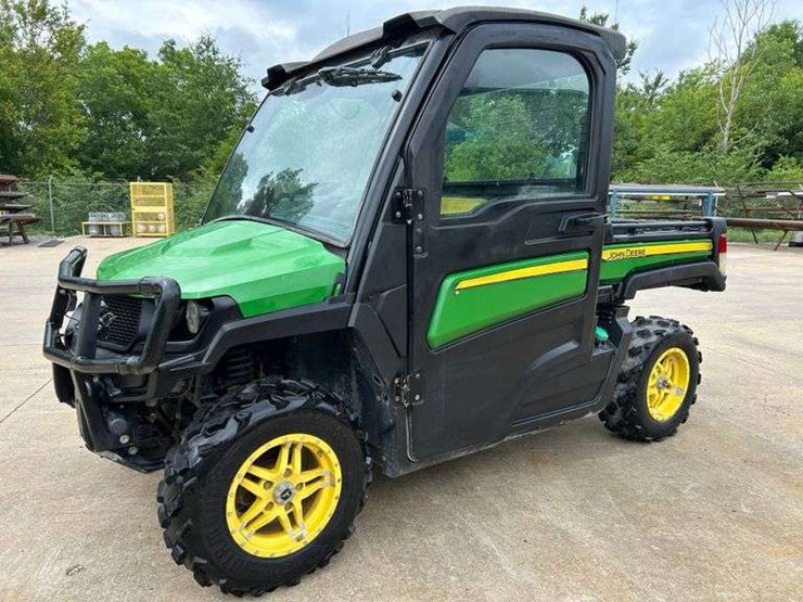 2019-john-deere-865m-image-1