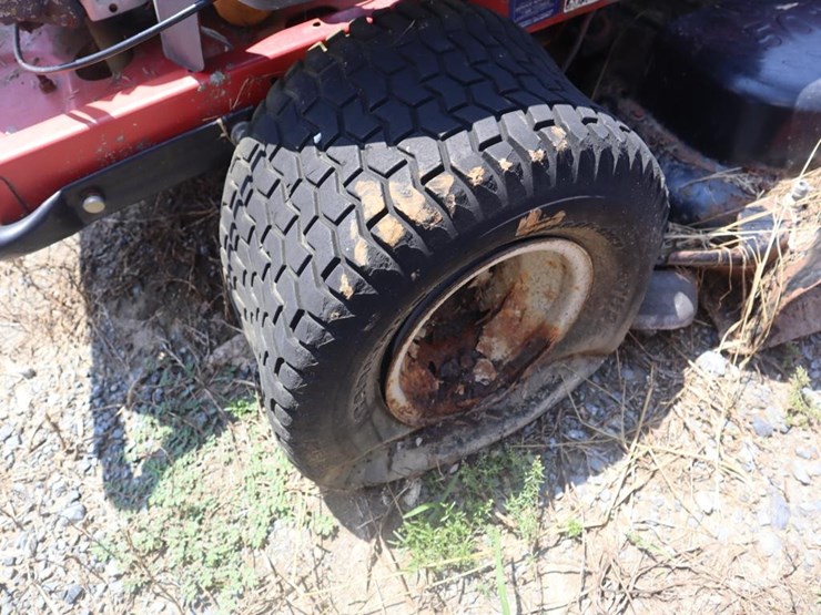 troybilt-zero-turn-mower-image-9