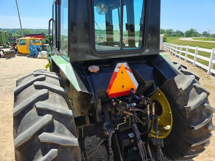 john-deere-5400-image-26