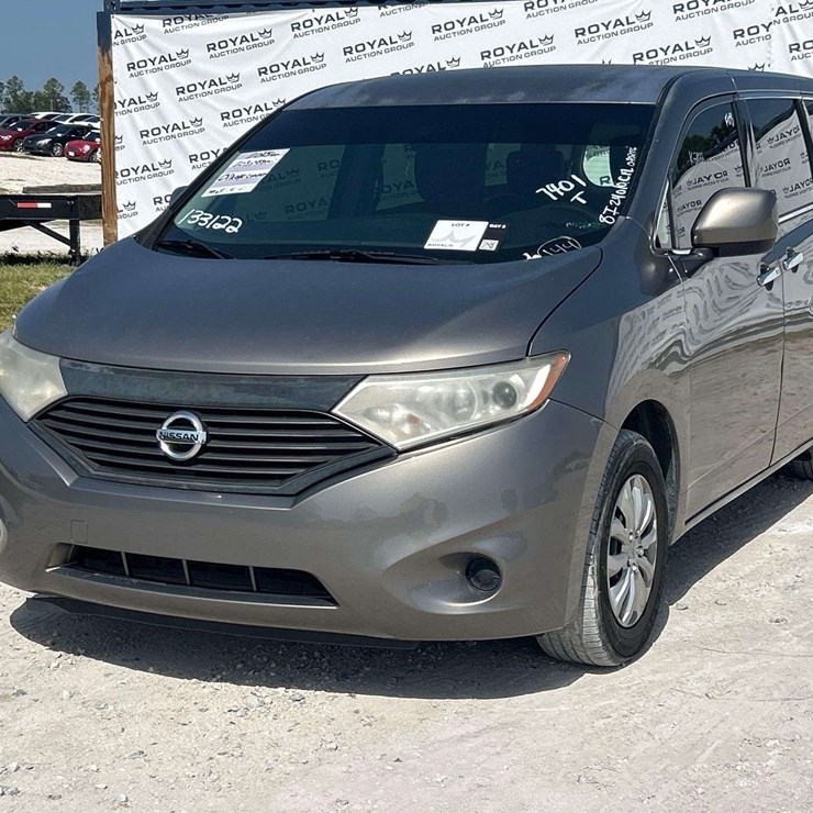 2015 NISSAN QUEST
