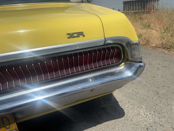 1968-mercury-cougar-convertible-image-17