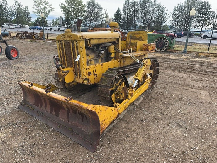 caterpillar-fifteen-image-1
