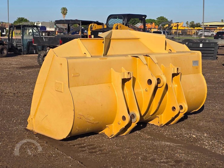 caterpillar-345-image-4