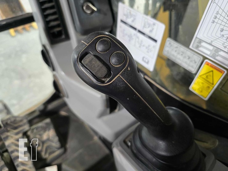 2019-caterpillar-315f-lcr-image-19