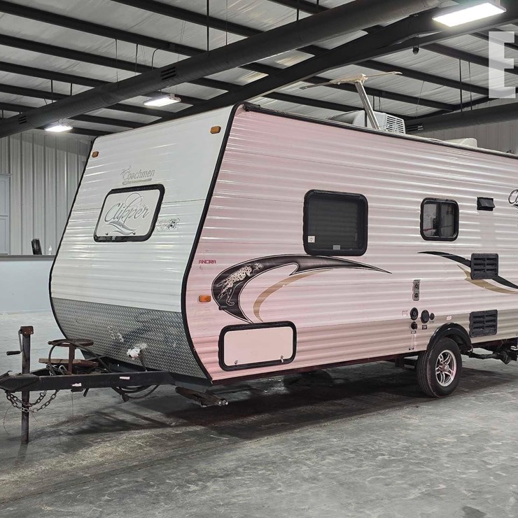 2014 COACHMEN CLIPPER 17FQ