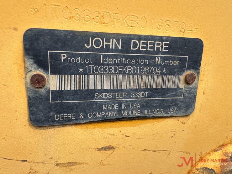 2011-deere-333d-image-13
